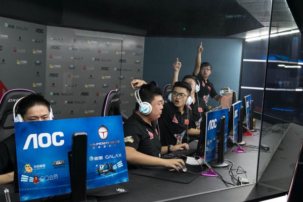 视野争夺 视野争夺